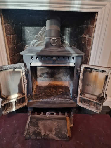 Stove masked during respray